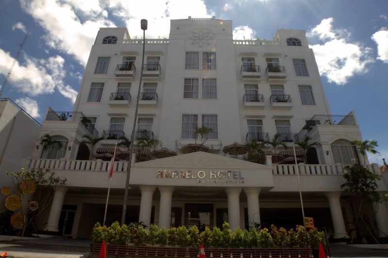 Amarelo Hotel Solo Esterno foto
